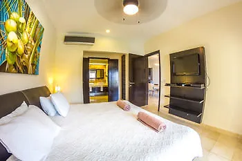 El Faro Oceanfront By Bric Hotell Playa del Carmen
