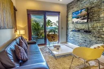 El Faro Oceanfront By Bric Hotel Playa del Carmen 4*,
